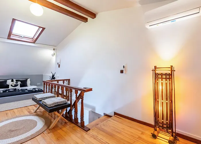 Entire Private Building Walk To Galata 6 Guests Holiday home