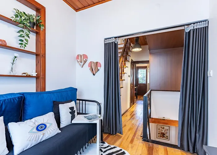 Entire Private Building Walk To Galata 6 Guests Holiday home Istanbul