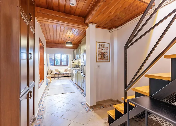 Holiday home Entire Private Building Walk To Galata 6 Guests